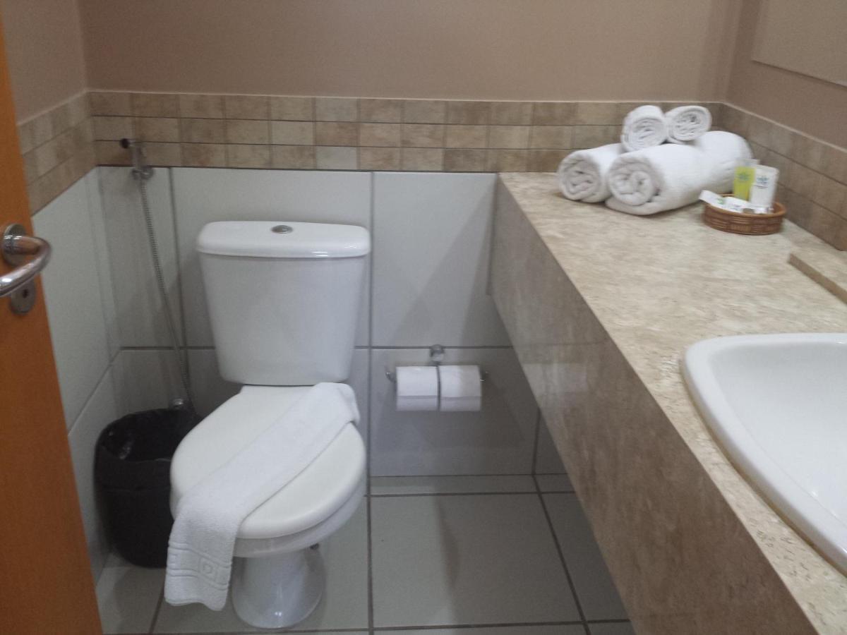 Flat Le Jardin Suites Caldas Novas Extérieur photo